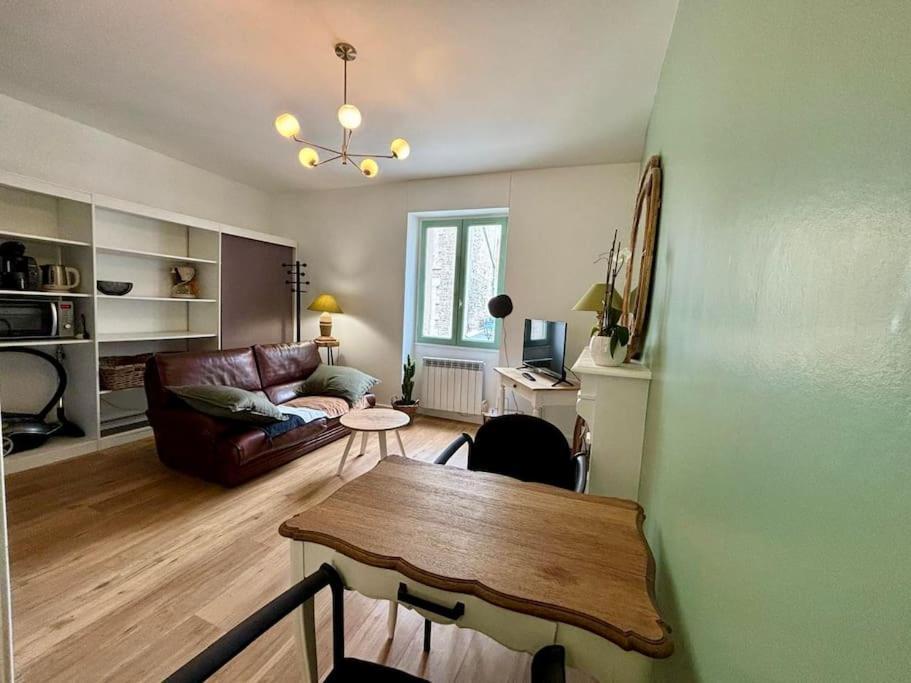 Appartement Entre Plage De L'Ecluse Et Place Du Marche 迪纳尔 外观 照片