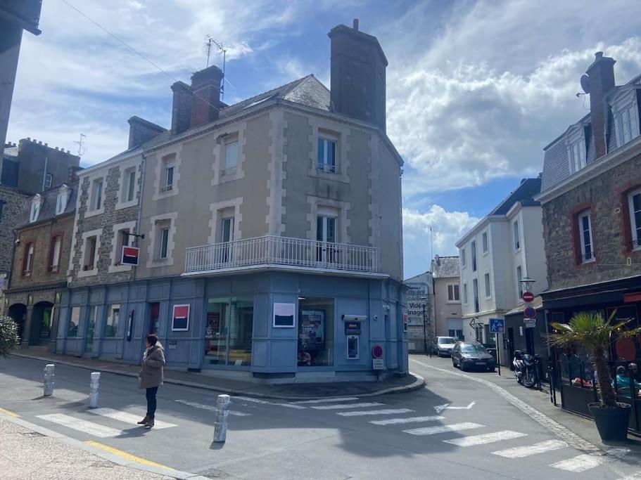 Appartement Entre Plage De L'Ecluse Et Place Du Marche 迪纳尔 外观 照片